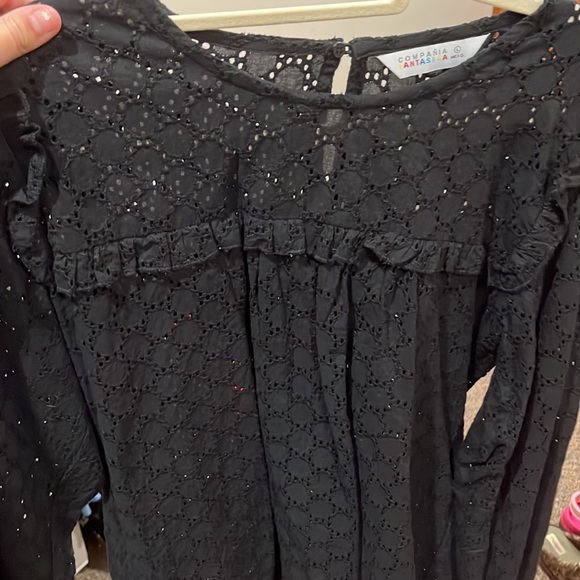 Black eyelet top - Picture 2 of 4